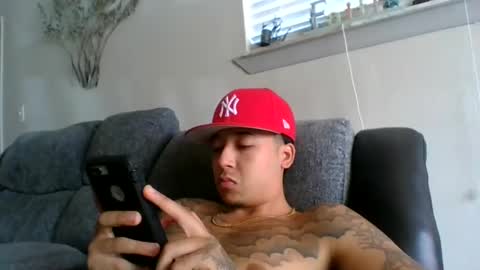 CHINO online show from January 17, 6:23 pm