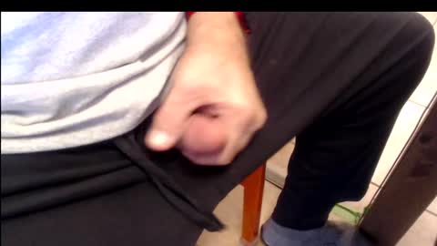 chkster76 online show from September 25, 3:49 pm