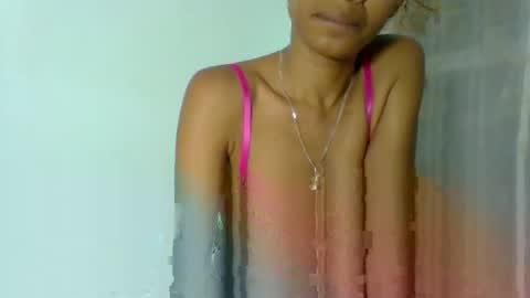 Snapshot of chloe9794 chatting on March 8, 2:04 am chloe9794 online show from March 8, 2:04 am