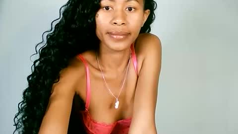 Snapshot of chloe9794 chatting on April 4, 4:37 pm chloe9794 online show from April 4, 4:37 pm