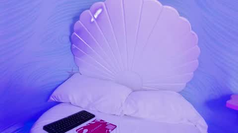 chloe_blowjob online show from February 17, 11:40 am