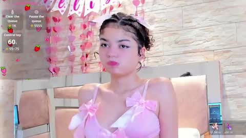 chloe online show from February 13, 11:06 am