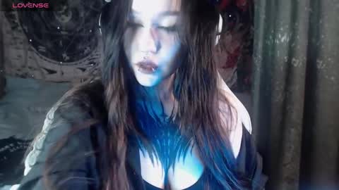 Snapshot of chloe_crystall_killer chatting on May 21, 10:55 am chloe_crystall_killer online show from May 21, 10:55 am