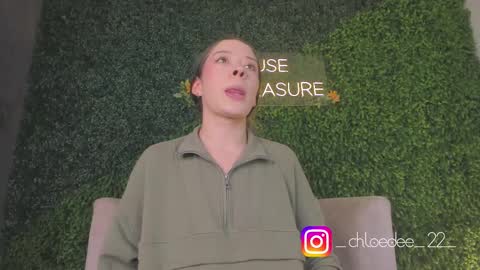 Chloe online show from September 24, 12:08 pm