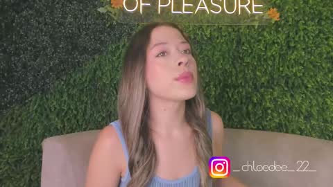 Chloe online show from September 26, 11:58 am