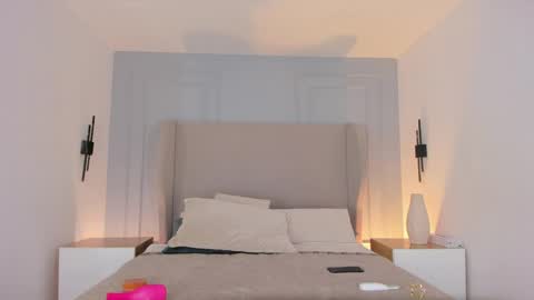 Chloe online show from April 21, 11:38 am