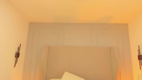 Chloe online show from April 23, 11:53 am