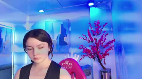 Chloe online show from April 21, 11:16 am