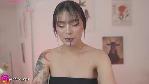 Chloe  online show from June 27, 6:29 am