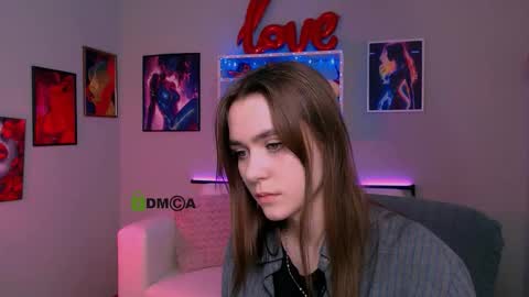 Snapshot of chloe_ley chatting on March 6, 10:23 am chloe_ley online show from March 6, 10:23 am