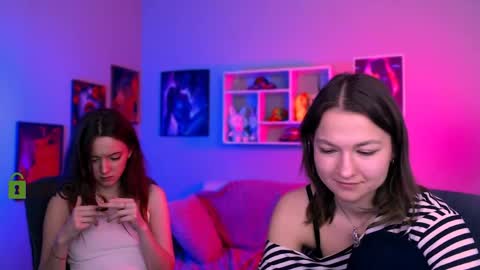 chloe_ley online show from April 21, 2:51 am