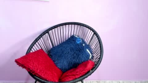 chloe online show from January 3, 4:27 pm