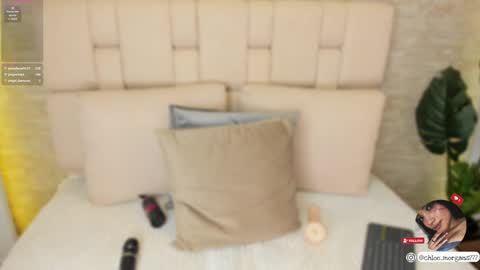 chloe online show from January 7, 10:52 pm