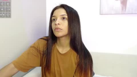 chloe_peach_ online show from February 10, 12:31 pm