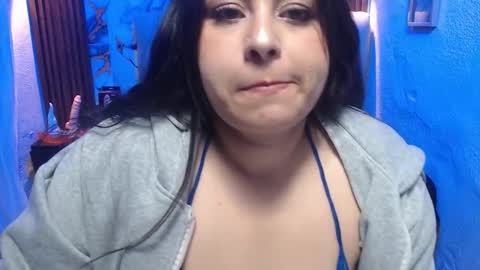 chloe_smith5 online show from March 5, 2:46 pm