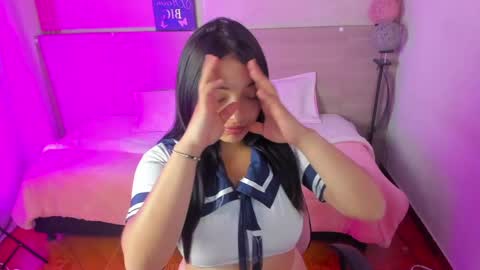 Snapshot of chloe_stark_ chatting on May 14, 11:39 am chloe_stark_ online show from May 14, 11:39 am