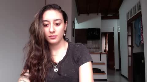 Chloe  online show from May 2, 9:31 pm