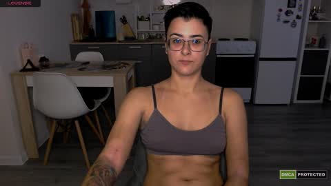 Eva and Sandra online show from September 16, 7:31 am