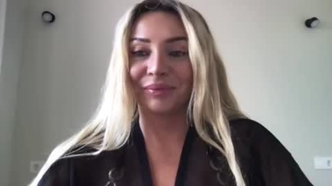 Chloe online show from June 30, 2:29 pm