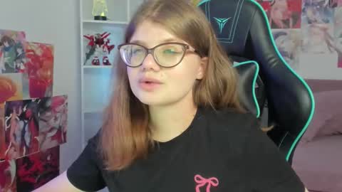 ChloeHalses online show from February 2, 5:28 am