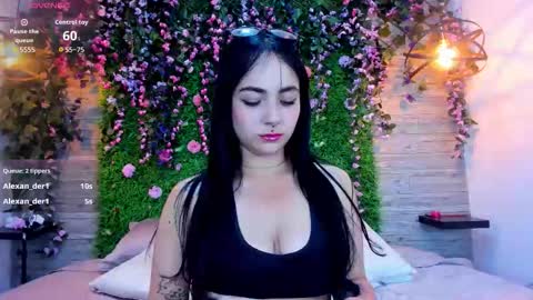 Chloe online show from December 19, 7:04 am