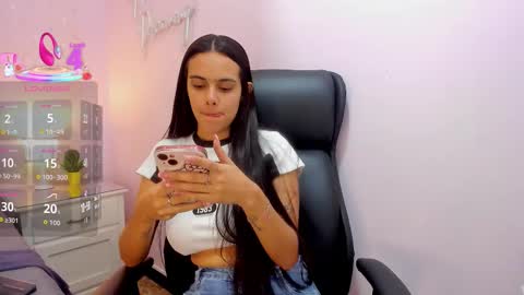  Chloe Harper  online show from October 3, 1:52 pm