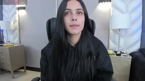  Chloe Harper  online show from December 15, 11:36 am