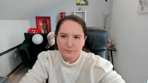 Snapshot of chloehottie chatting on February 14, 11:10 am chloehottie online show from February 14, 11:10 am