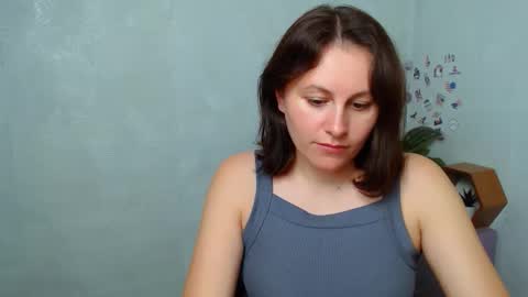 Chloe online show from November 3, 3:13 pm