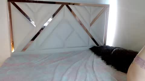 Snapshot of chloejohnsoon chatting on February 13, 4:28 pm Chloe online show from February 13, 4:28 pm