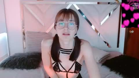 Snapshot of chloejohnsoon chatting on October 8, 2:58 pm Chloe online show from October 8, 2:58 pm