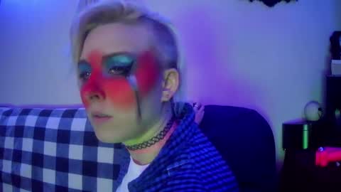 Chloekissxo online show from January 15, 1:12 am