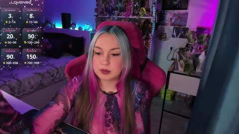 ChloeKohaku online show from January 13, 12:35 pm