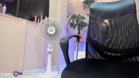 Snapshot of chloerossee chatting on December 20, 5:14 am Chloe rosse online show from December 20, 5:14 am