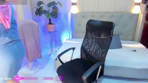 Snapshot of chloerossee chatting on December 29, 1:13 am Chloe rosse online show from December 29, 1:13 am