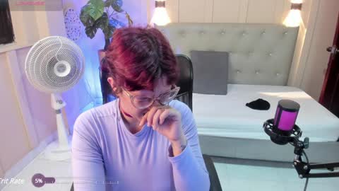 Snapshot of chloerossee chatting on January 3, 7:16 am Chloe rosse online show from January 3, 7:16 am