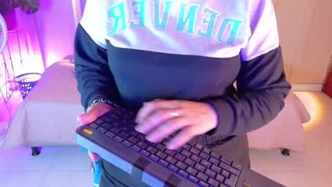 Chloe rosse online show from February 14, 1:24 am