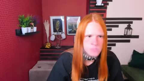 Chloe online show from September 25, 9:13 am