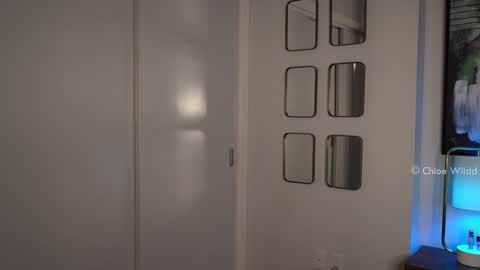 Chloe  online show from October 5, 6:39 pm