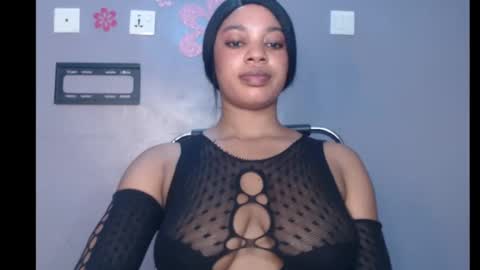 ESTHER online show from February 11, 1:51 pm