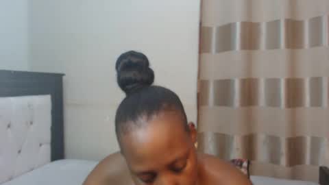 chocolatabig online show from November 4, 6:23 am