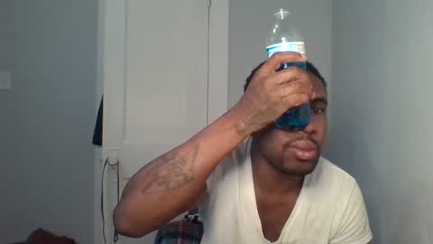 Snapshot of chocolatedolla chatting on February 14, 2:02 pm chocolatedolla online show from February 14, 2:02 pm