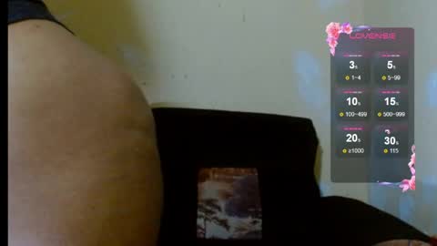 chocolatemilkebony online show from April 23, 5:52 am