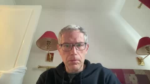 choupipat1 online show from April 13, 6:52 am