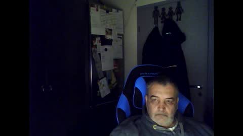 Chris online show from September 28, 5:02 am