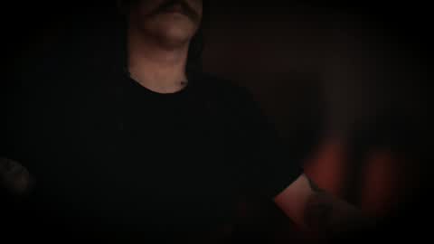 Snapshot of chris42089 chatting on July 17, 9:52 pm Chris online show from July 17, 9:52 pm