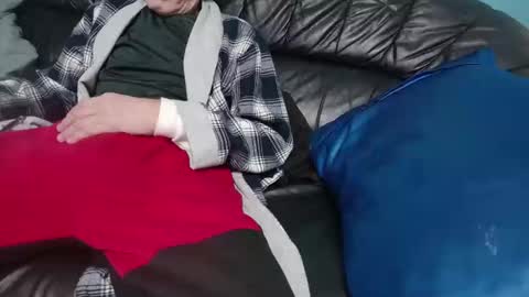 Snapshot of chris526520 chatting on March 2, 7:45 pm chris526520 online show from March 2, 7:45 pm