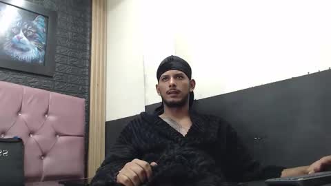 chris_dick2 online show from October 21, 4:13 am