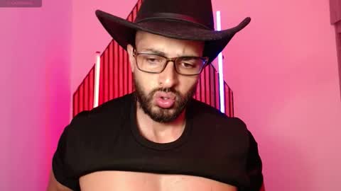 cris         Twitter magnum101010 insta magnumc20 online show from March 17, 11:46 am