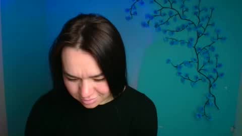 Snapshot of chris_mee chatting on March 21, 6:40 am Chris online show from March 21, 6:40 am